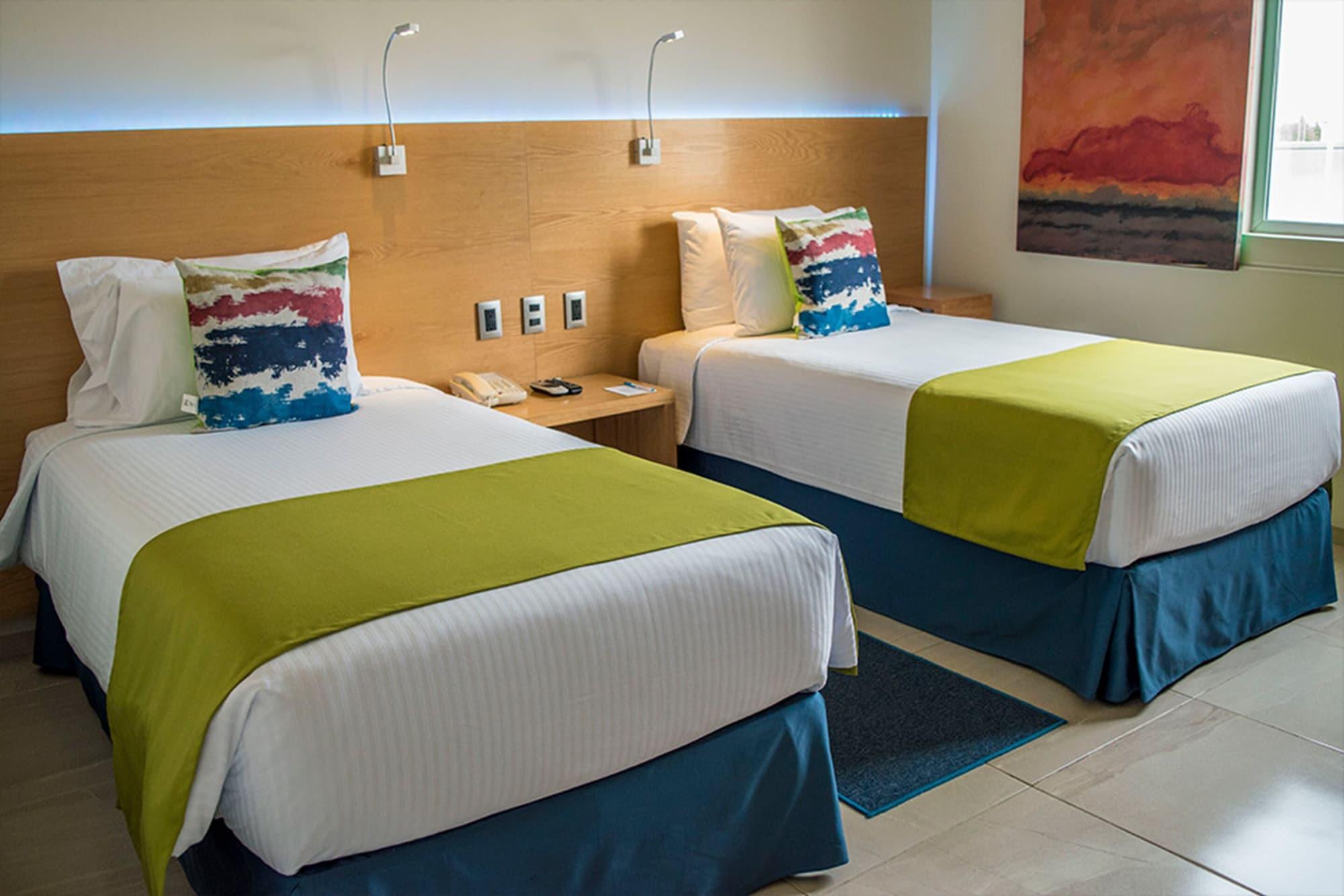 Hit Hoteles Aeropuerto Puebla Уэхоцинго Экстерьер фото